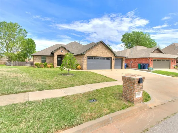 13920 Hutchinson Pl, Yukon, OK 73099