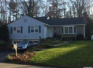 37 Cliftwood Dr, Huntington, NY 11743