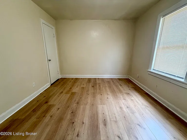 4309 Elliott Ave #4 — Photo 7