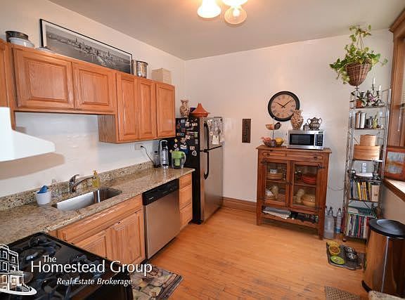 5th image of 4844 N Bell Ave #3FRONT