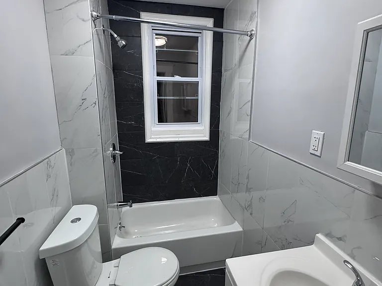 119 Inslee Pl #2 — Photo 1