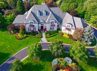 1251 W Whitmore Ct, Lake Forest, IL