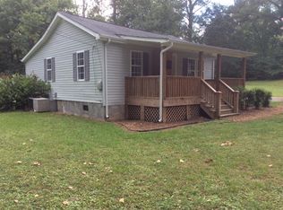 2724 Woods Dr, Rocky Face, GA 30740