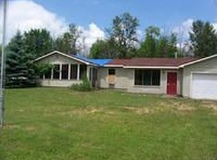 10851 E Walker Rd, Merritt, MI 49667