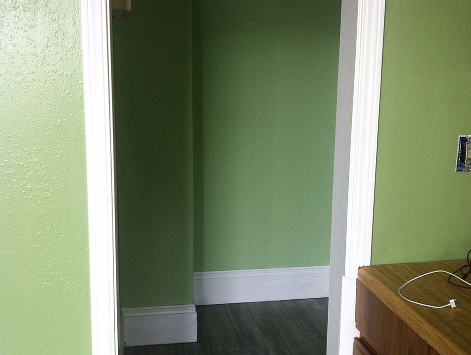 1st image of 1595 Thomas Ave