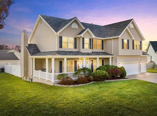 1615 McQuade Dr, Saint Peters, MO 63376