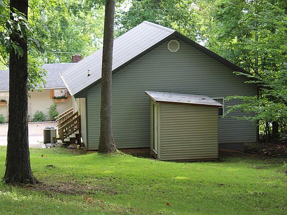 5th image of 713 Lisanby Rd