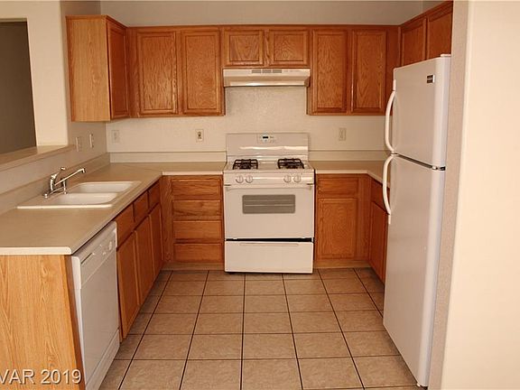 2nd image of 989 Coronado Peak Ave #0