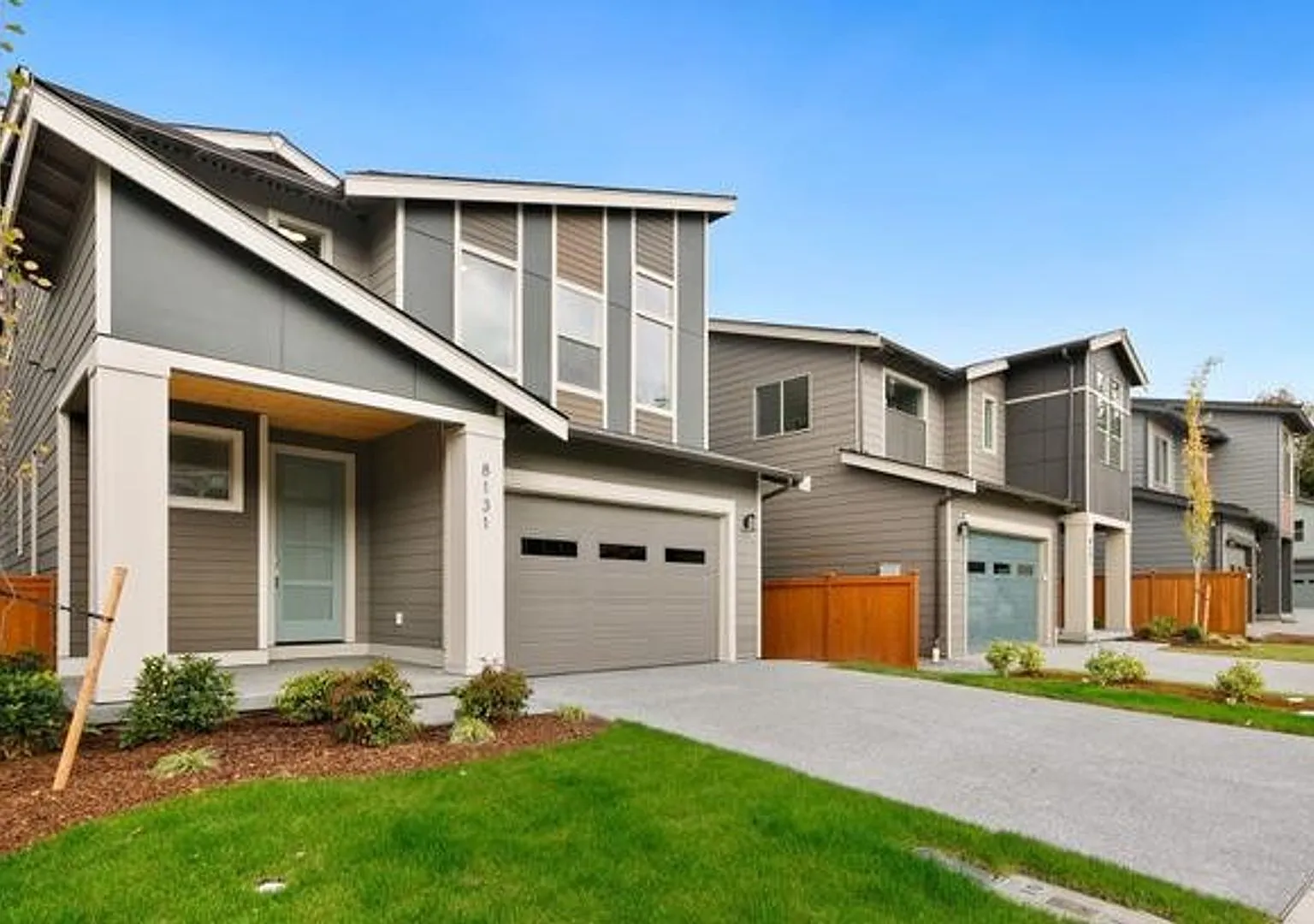 Air Conditioned 4 bed Home in Snohomish with Superb Views — Photo 1