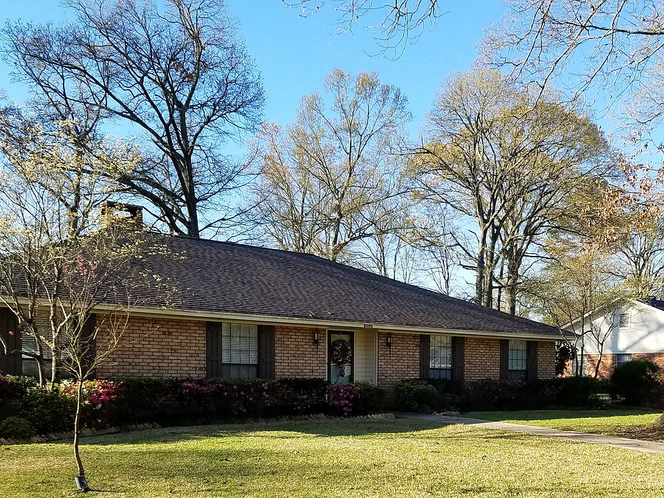 1st image of 2016 Capella Dr