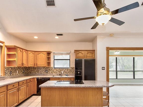 5th image of 1420 Roosevelt Blvd