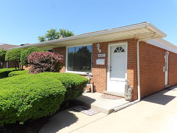 3rd image of 4082 Stanley Ave