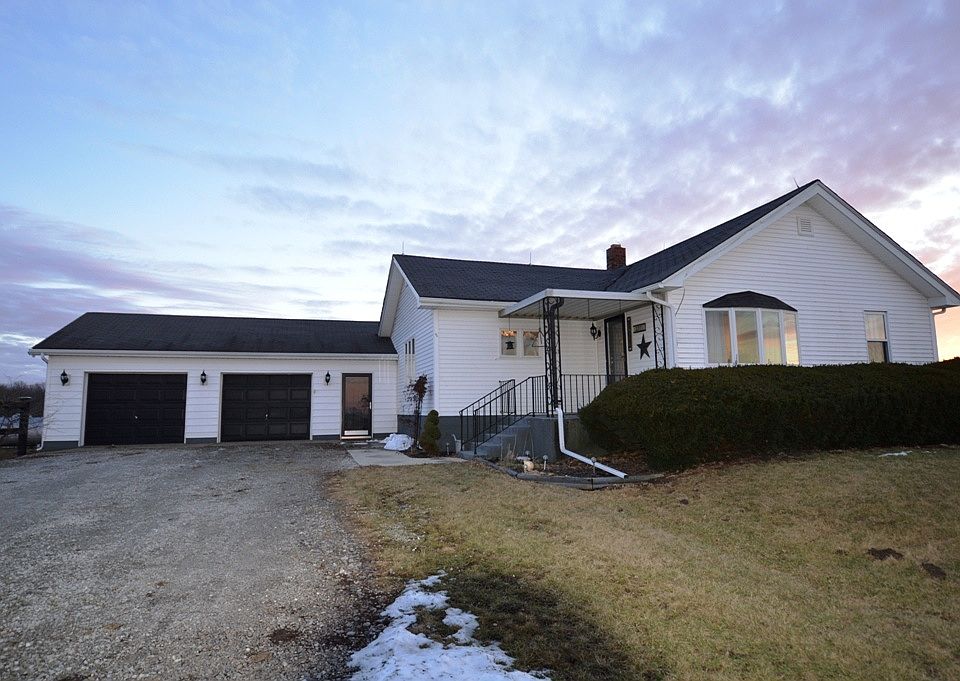 1st image of 2271 E County Road 550 N