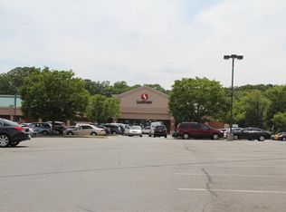 2316 Hunters Run Dr, Reston, VA 20191