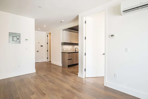 Rented by Nooklyn NYC LLC | media 6