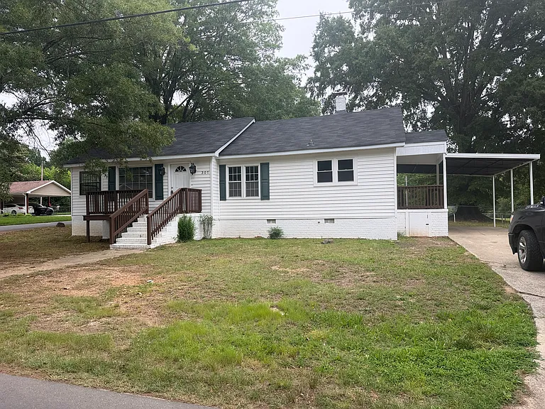 307 Arey Ave — Photo 1