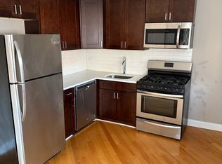 1646 W Pratt Blvd #1E, Chicago, IL 60626