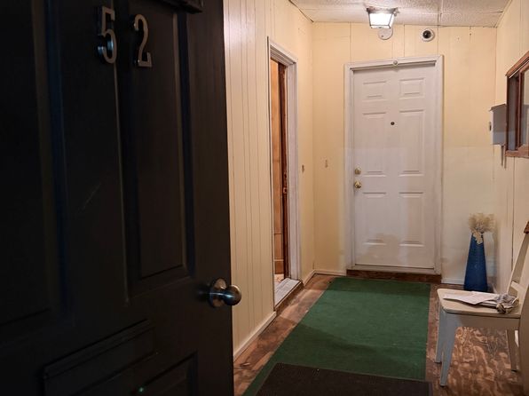 52 Tufts Ave FLOOR 2