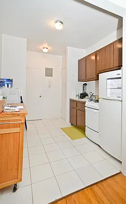 Rented by Prince Real Estate Associates LLC | media 6