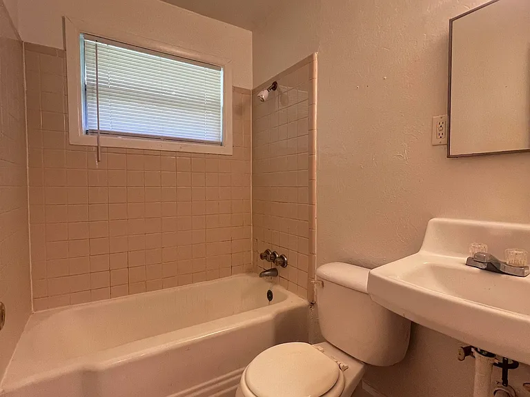 3515 Falcon Dr — Photo 11