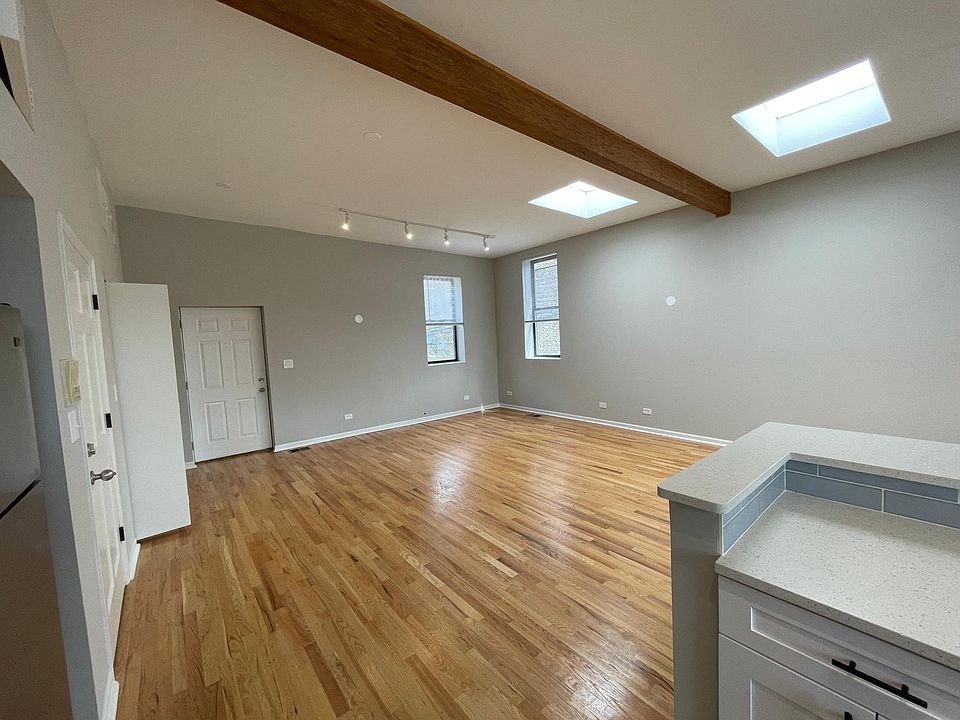 1st image of 4955 N Damen Ave APT 2RS