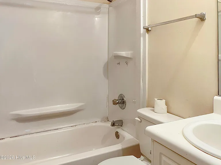 115 Harvestwood Dr — Photo 7