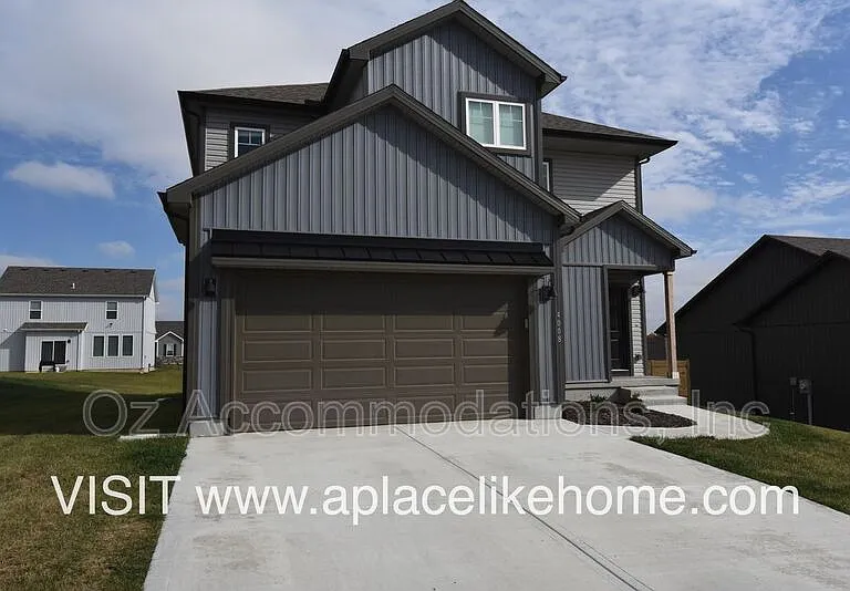 4008 NW 95th Ter — Photo 3