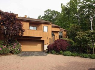 39 Sherwood Dr, Mountain Lakes, NJ 07046