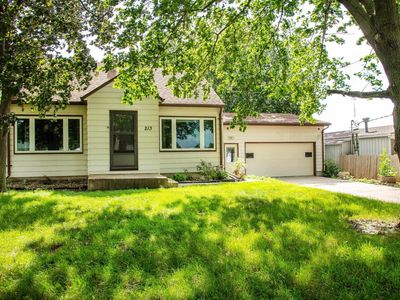 213 S 3rd St, Raymond, IA, 50667