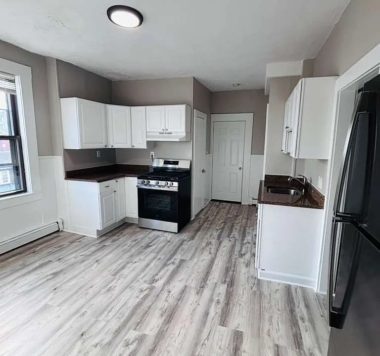 9 Pembroke St #3