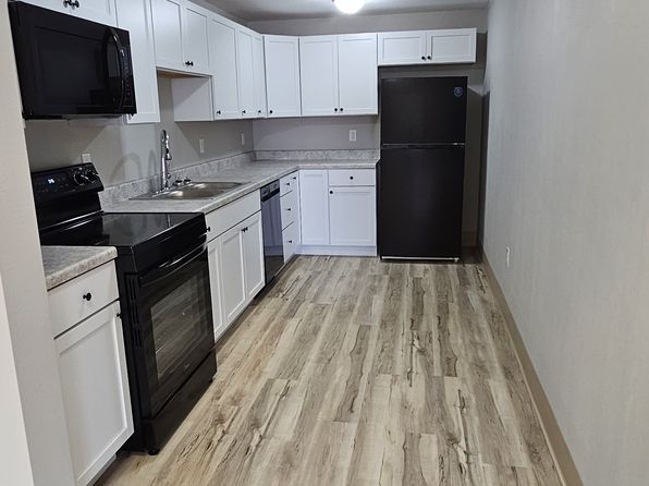 201 W 1st St #A
