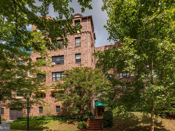 3031 Sedgwick St NW APT 502, Washington, DC 20008