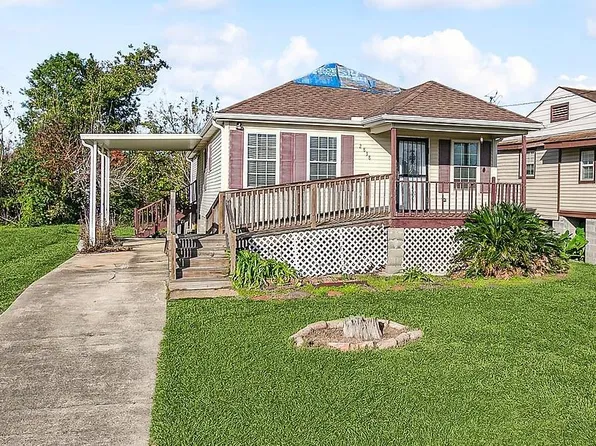 2838 Metropolitan St, New Orleans, LA 70126
