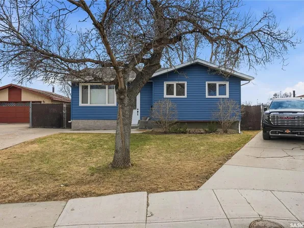 95 Schneider CRESCENT, Regina, SK S4R 7R6