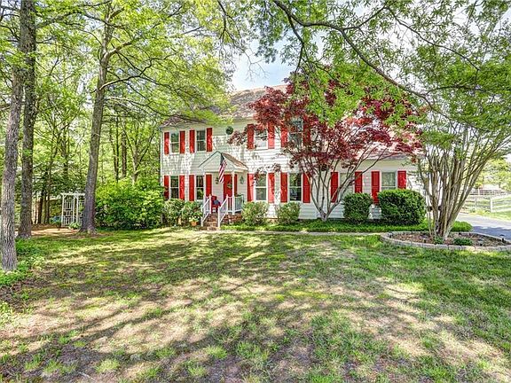 3rd image of 7220 Oak Branch Pl