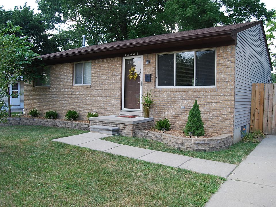 1st image of 33686 Bock St