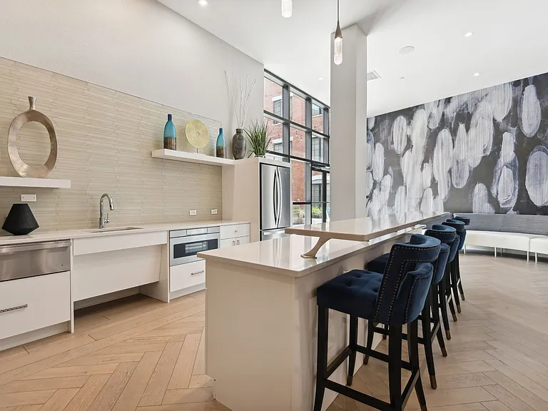EDGE Apartments — Photo 75