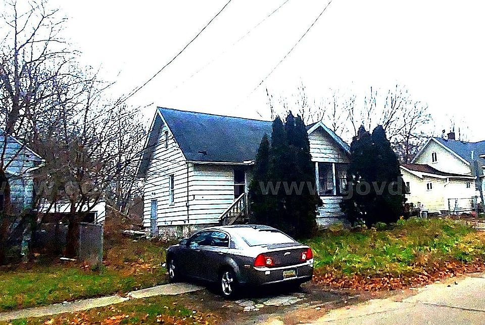 1st image of 1510 N Vernon Ave