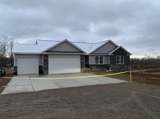 11426 Green Rd, Goodrich, MI 48438