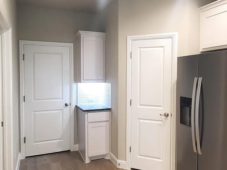220 Roundstone Rd — Photo 9