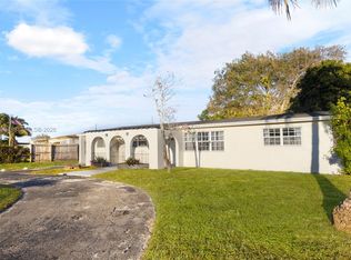 3017 Bahama Dr, Hollywood, FL 33023