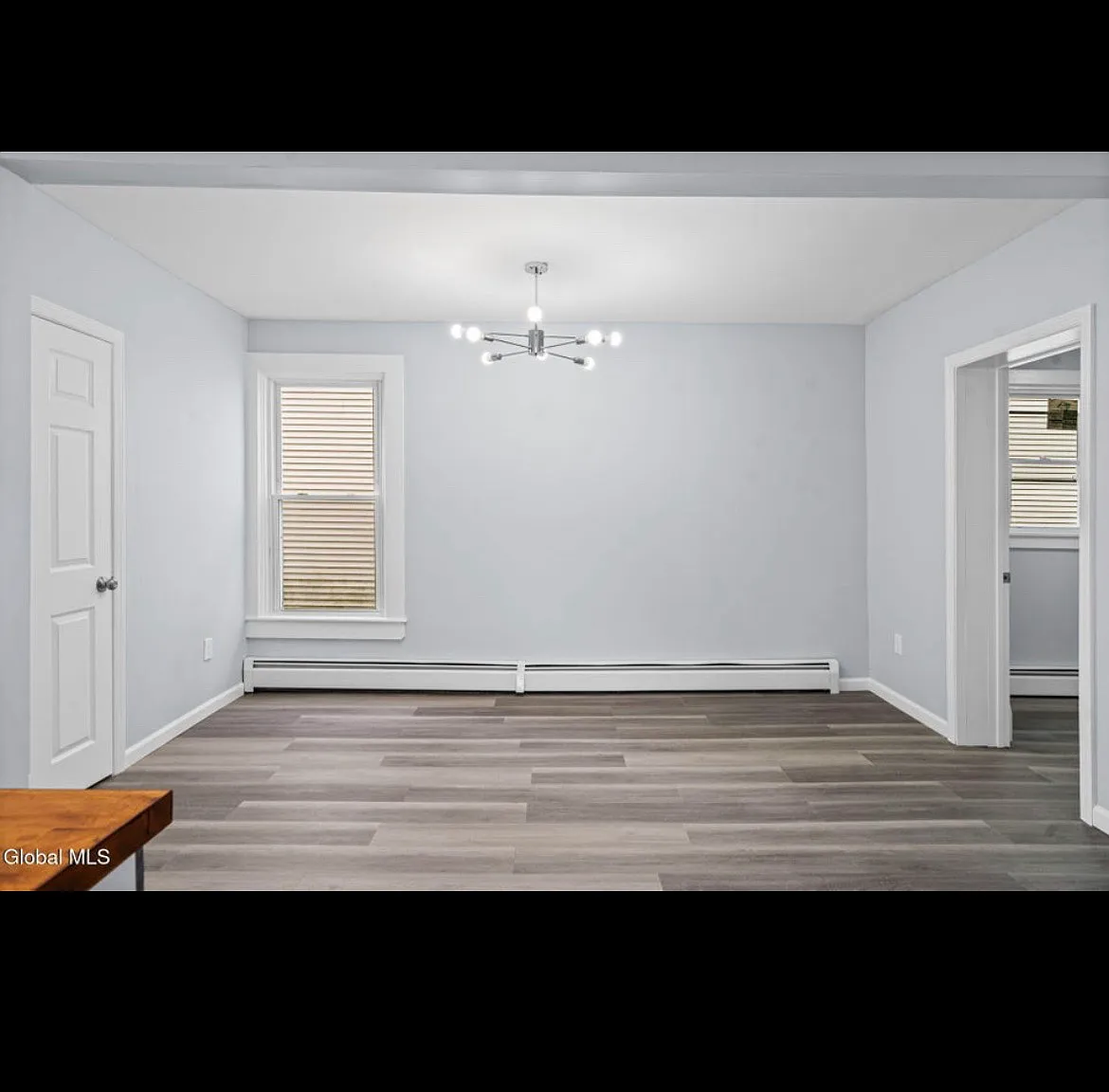 1 bed, 880 sqft, $1,330 — Photo 4