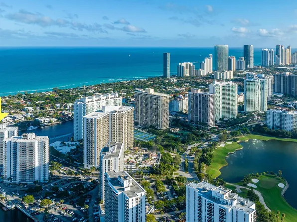 20505 E Country Club Dr APT 634, Aventura, FL 33180