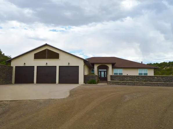 7791 Pine Bluff Dr W, Pueblo, CO 81004