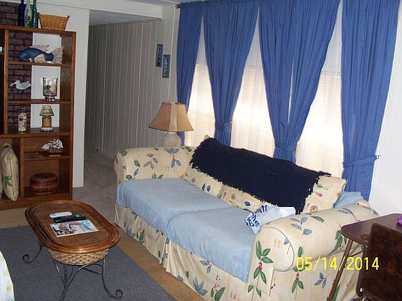 3rd image of 111 Bayshore Dr