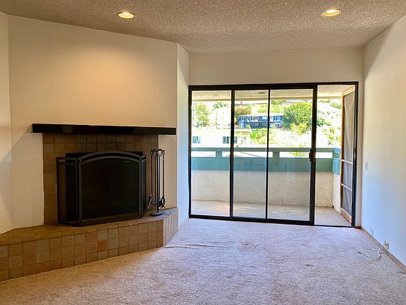 4th image of 917 Torrance St APT 17