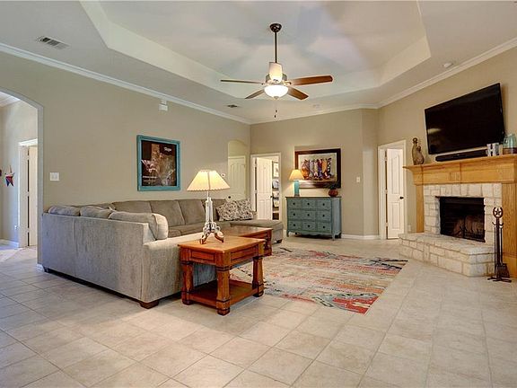 5th image of 359 Miramar Cir