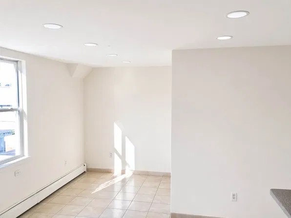 34 Forrest Street image 1 of 5