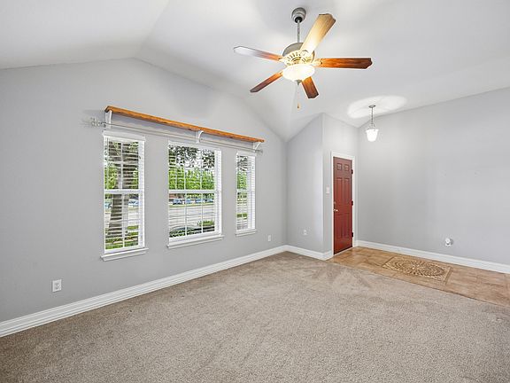 4th image of 1209 Diamond Back Ln