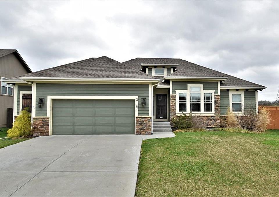1st image of 3147 N 124th St